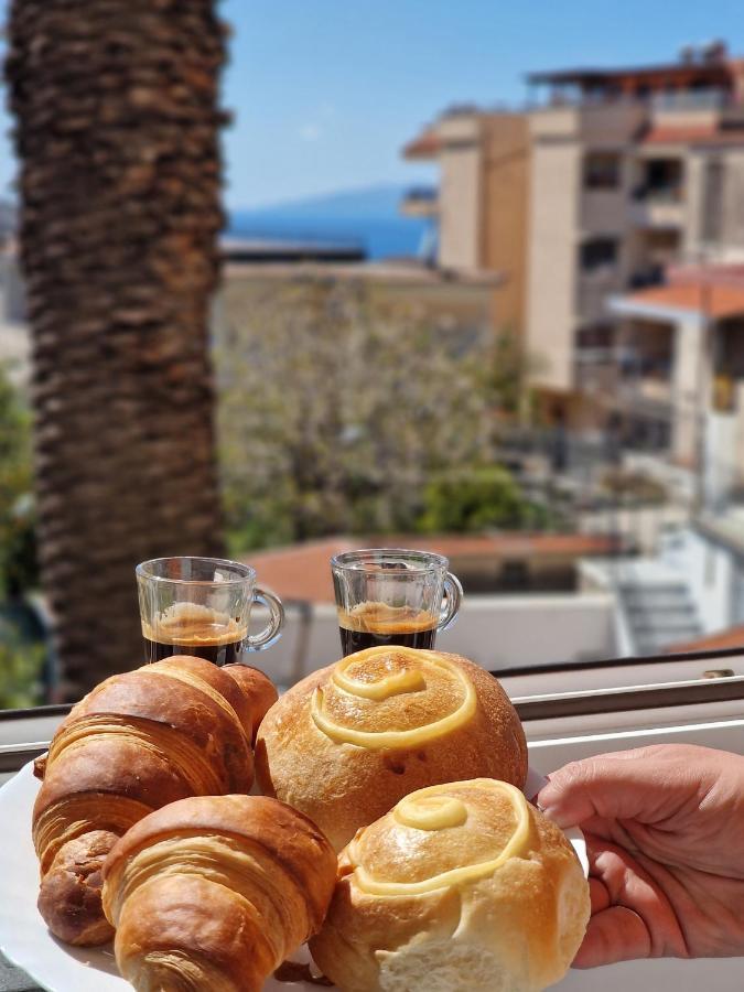 Savarese Luxury Palace Appartement Vico Equense Buitenkant foto